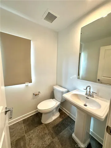 5593 Siracusa Way, Fontana, California 92336