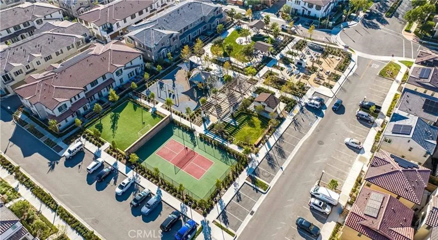 5593 Siracusa Way, Fontana, California 92336