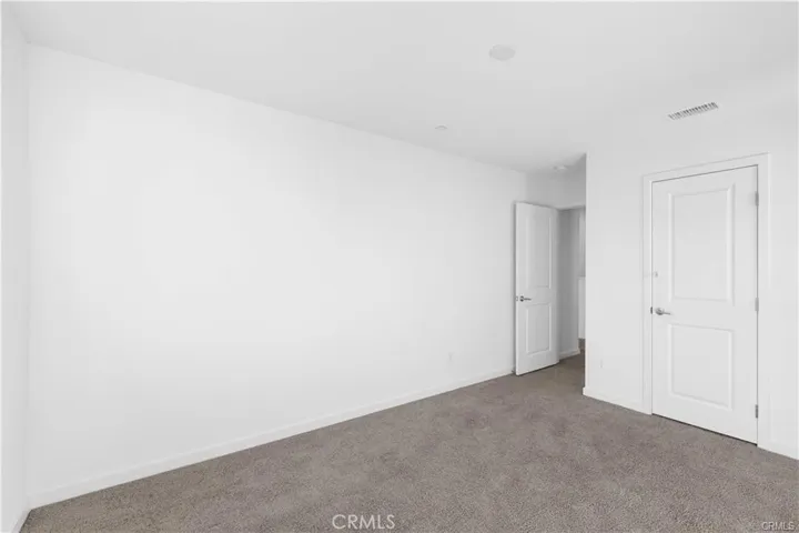 5593 Siracusa Way, Fontana, California 92336