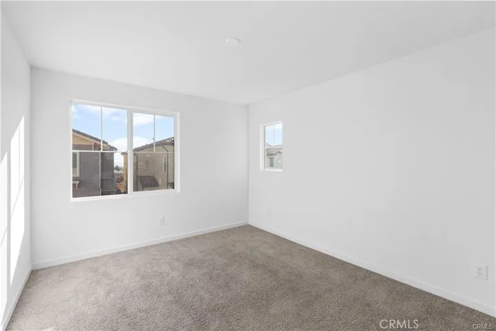 5593 Siracusa Way, Fontana, California 92336
