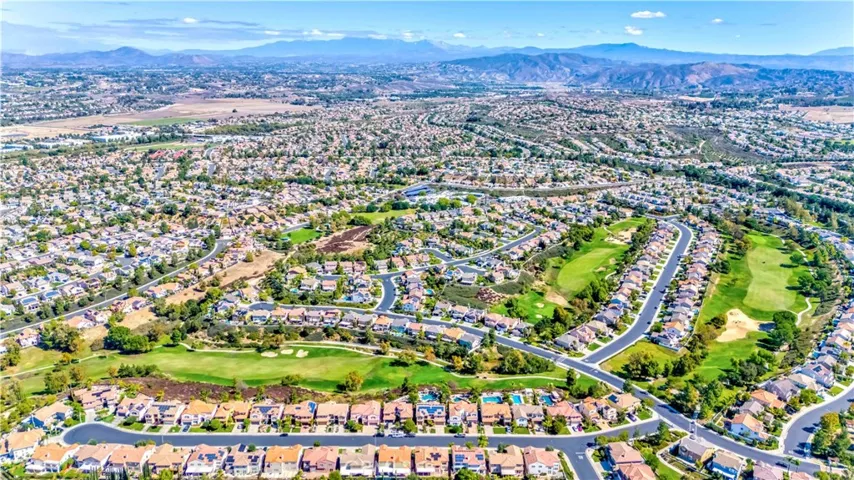 45316 Saint Tisbury, Temecula, California 92592