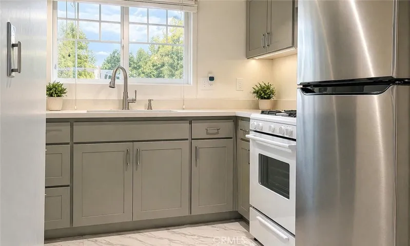 Standalone 1 bed kitchen