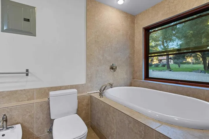 27546 Old Highway 80, Descanso, California 91916