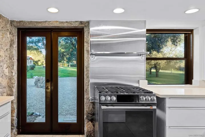 27546 Old Highway 80, Descanso, California 91916