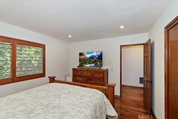 415 Golf Course, Lake Arrowhead, California 92352