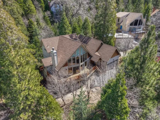 415 Golf Course, Lake Arrowhead, California 92352