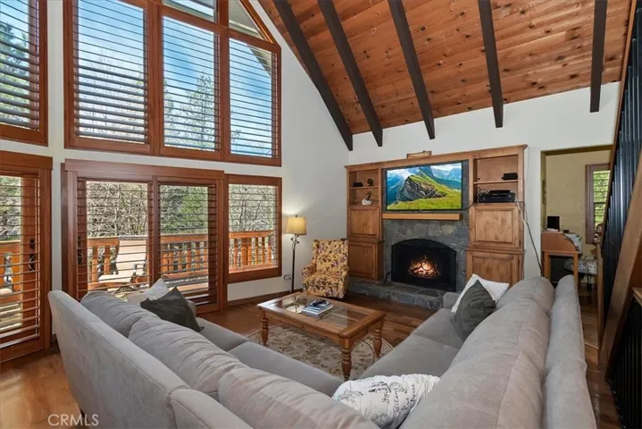 415 Golf Course, Lake Arrowhead, California 92352