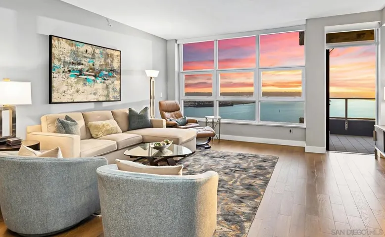 https://zimg.paragon.ice.com/ParagonImages/Property/PA/SDMLS/-520101/5/120/90/8beb68972a54e4fae6880031b443ad29/3/c081a6d359059e1a7ce95a5765e8828d/-520101-ec8227a5-796c-4d71-9e97-4e3573868327.JPG