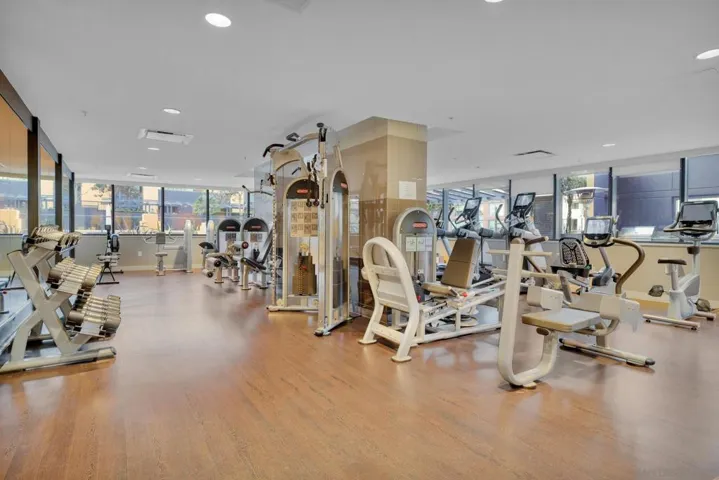 1325 Pacific Hwy 3301, San Diego, California 92101