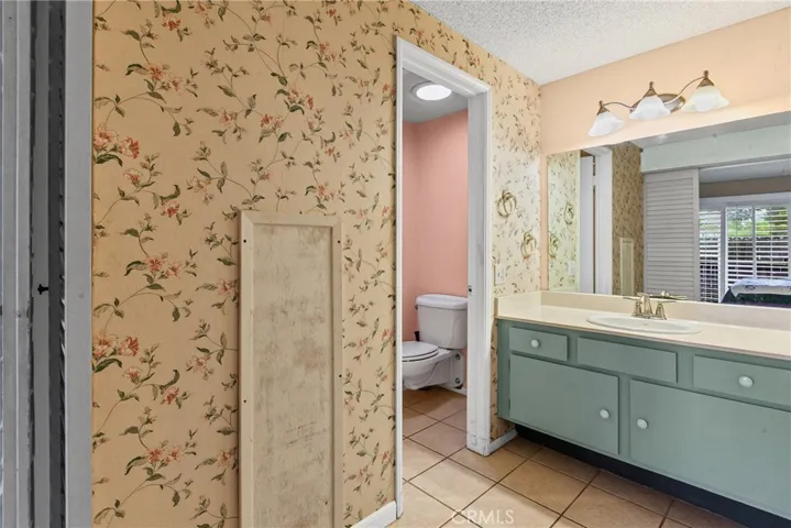 88 Los Verdes, San Luis Obispo, California 93401