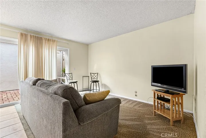 88 Los Verdes, San Luis Obispo, California 93401