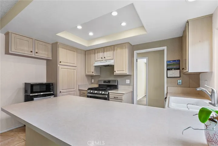 88 Los Verdes, San Luis Obispo, California 93401