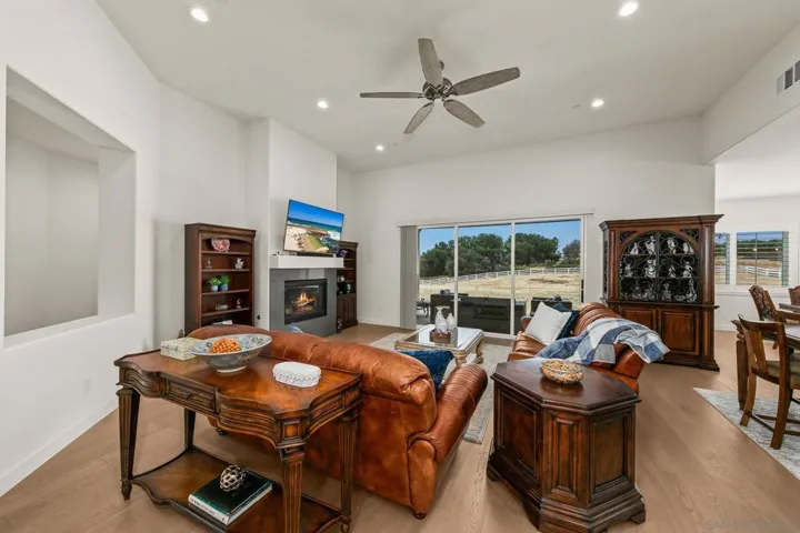 29260 Duffwood Lane, Valley Center, California 92082