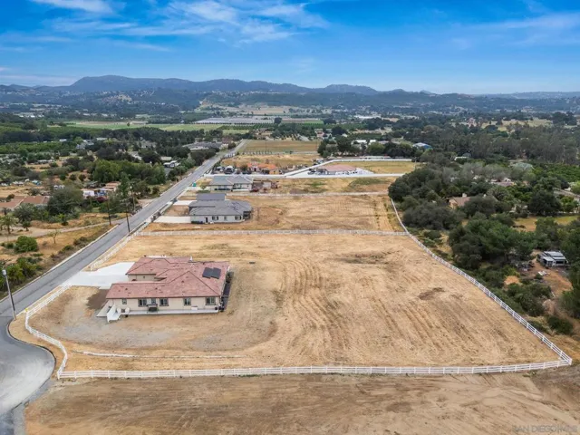 29260 Duffwood Lane, Valley Center, California 92082
