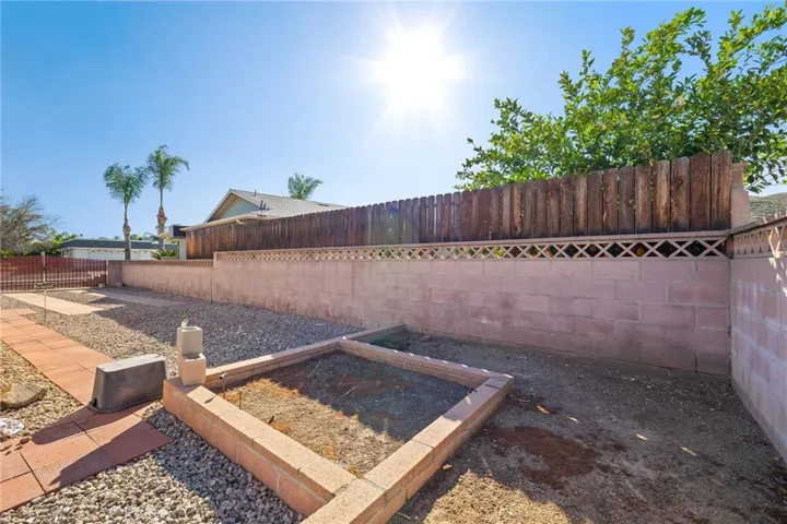 25784 Roanoke, Menifee, California 92586