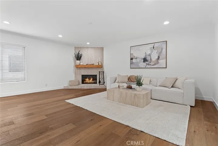 2162 Montgomery Road, Thousand Oaks, California 91360