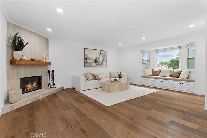 2162 Montgomery Road, Thousand Oaks, California 91360