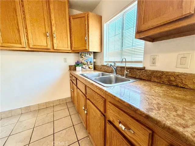 431 E Rosslynn, Fullerton, California 92832