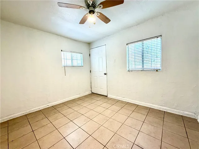 431 E Rosslynn, Fullerton, California 92832