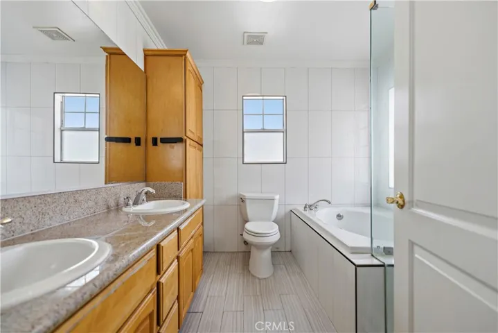 11413 Elliott, El Monte, California 91732