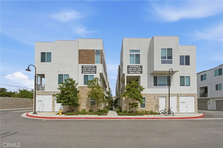 Exterior Building, quiet and serene. Plenty of guest parking.