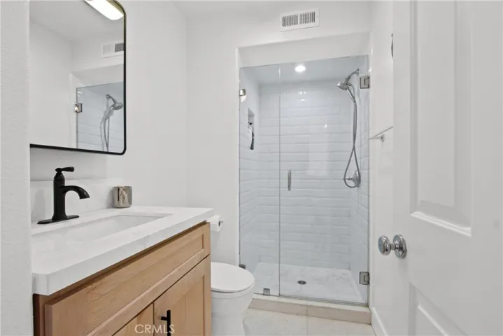 Guest bathroom upstairs