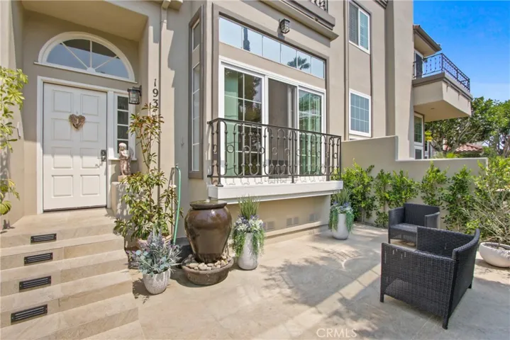 19355 Maidstone, Huntington Beach, California 92648