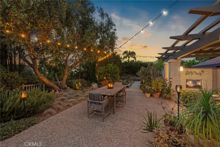 2556 N Ridgecrest, Orange, California 92867