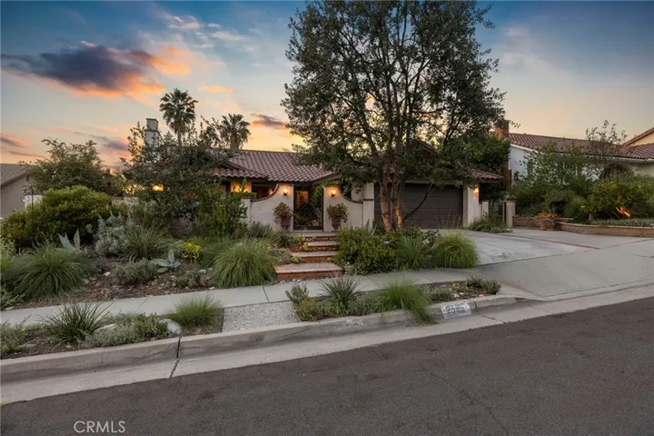 2556 N Ridgecrest, Orange, California 92867