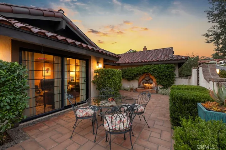 2556 N Ridgecrest, Orange, California 92867