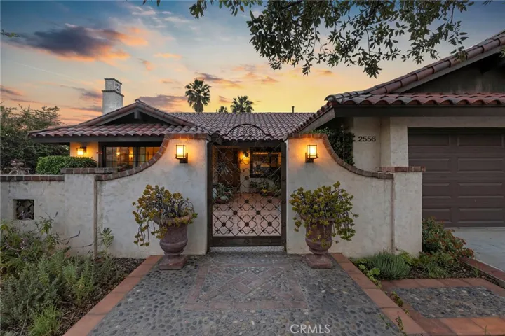 2556 N Ridgecrest, Orange, California 92867