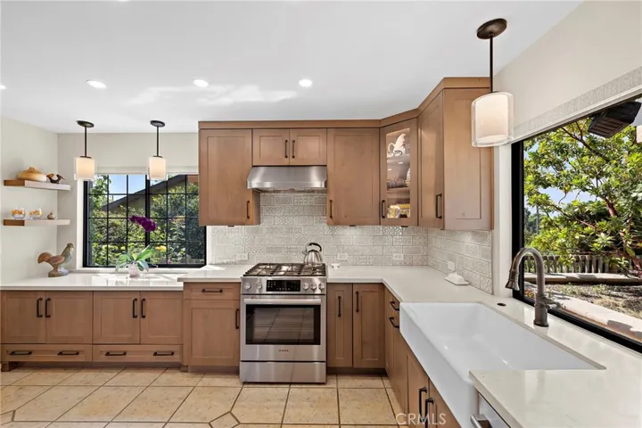 2556 N Ridgecrest, Orange, California 92867