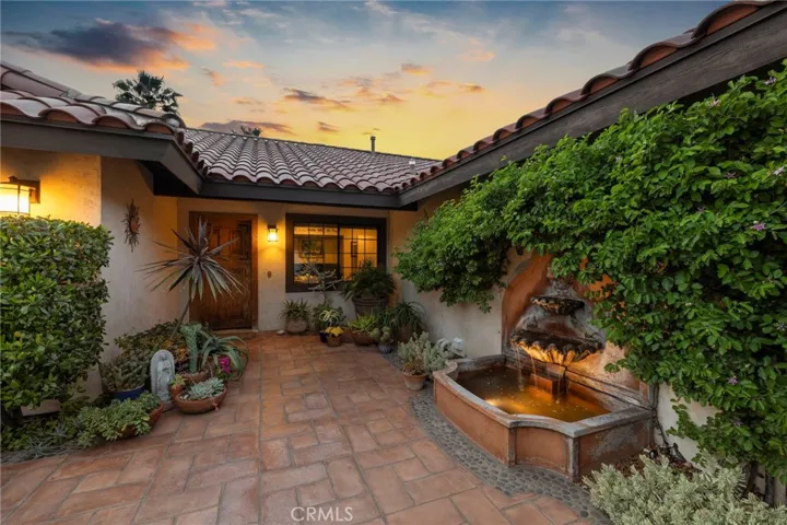 2556 N Ridgecrest, Orange, California 92867