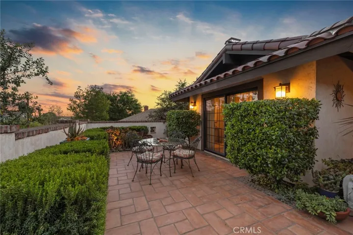 2556 N Ridgecrest, Orange, California 92867