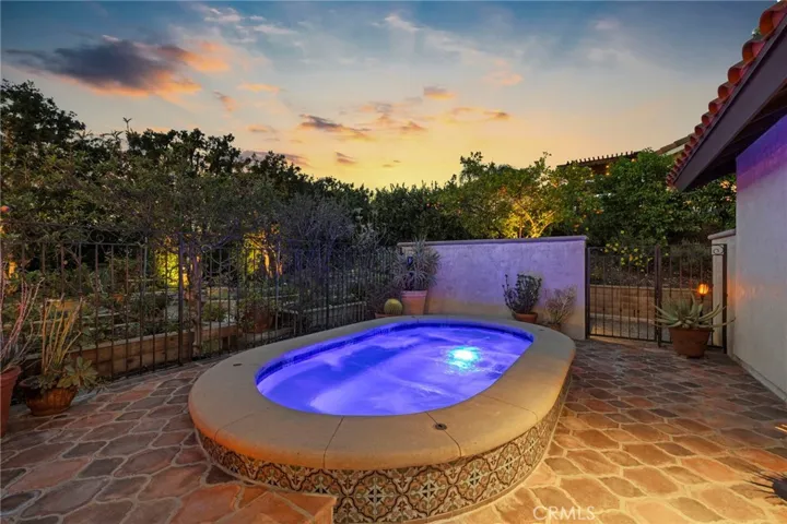 2556 N Ridgecrest, Orange, California 92867