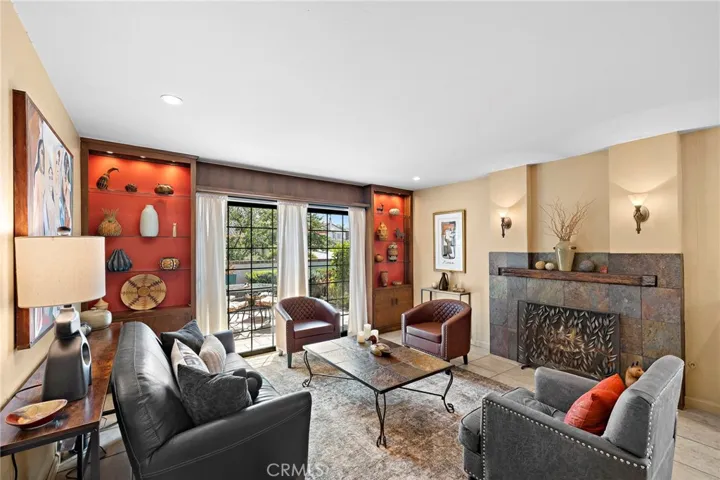 2556 N Ridgecrest, Orange, California 92867