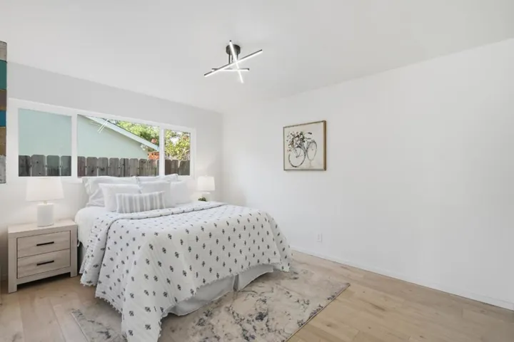 10910 Glen Artney Street, Oakland, California 94605