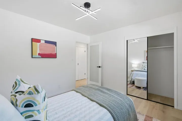 10910 Glen Artney Street, Oakland, California 94605