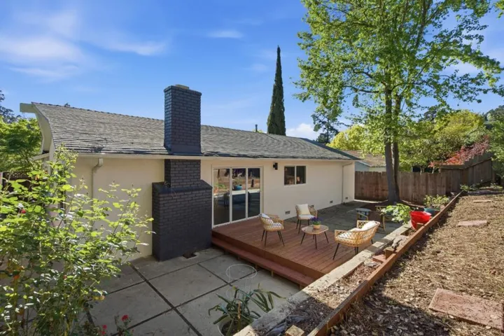 10910 Glen Artney Street, Oakland, California 94605