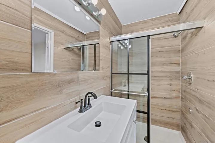 Primary Bath/Spa