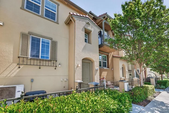 1030 Luz Del Sol Loop, Milpitas, California 95035