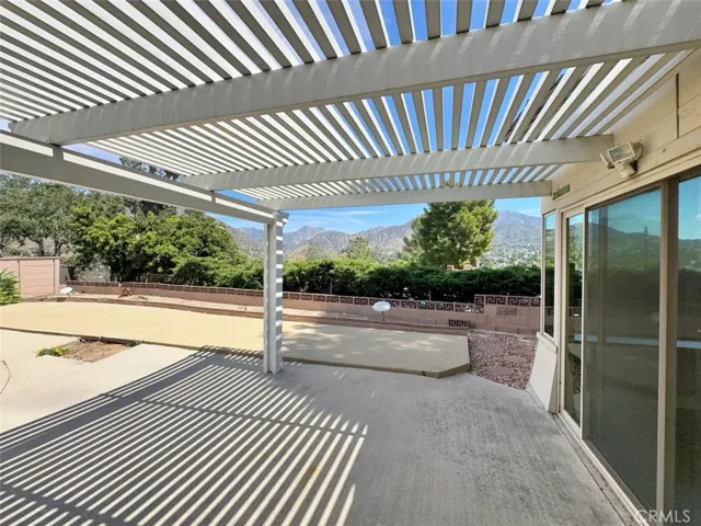8811 Riderwood, Sunland, California 91040