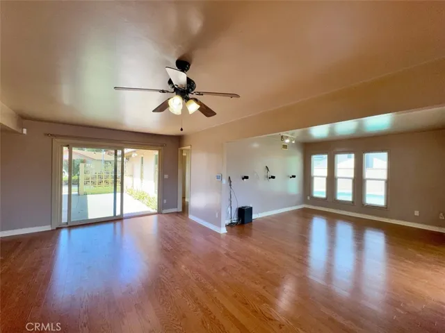 8811 Riderwood, Sunland, California 91040
