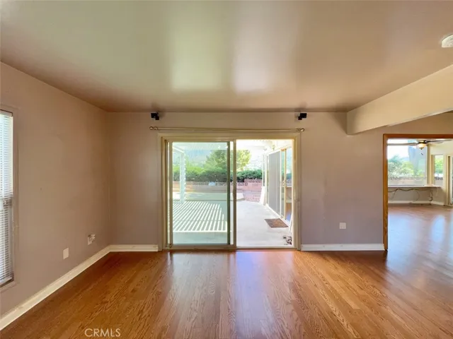 8811 Riderwood, Sunland, California 91040