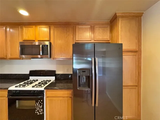 8811 Riderwood, Sunland, California 91040