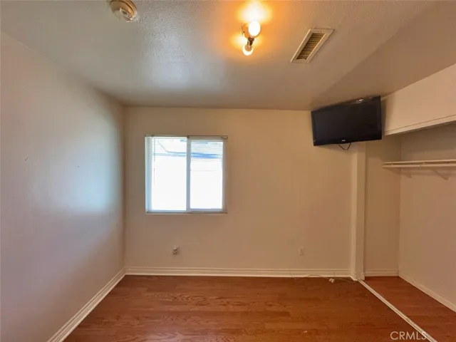 8811 Riderwood, Sunland, California 91040