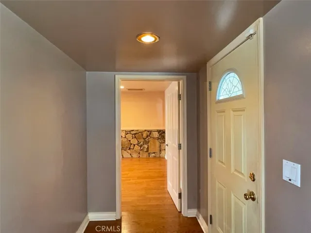 8811 Riderwood, Sunland, California 91040