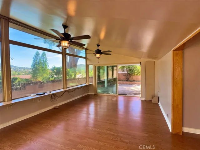 8811 Riderwood, Sunland, California 91040