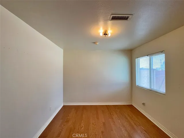 8811 Riderwood, Sunland, California 91040
