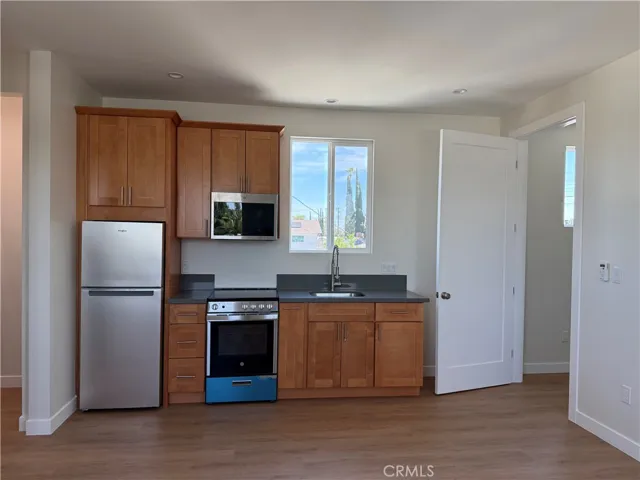 UPSTAIRS KITCHEN 1